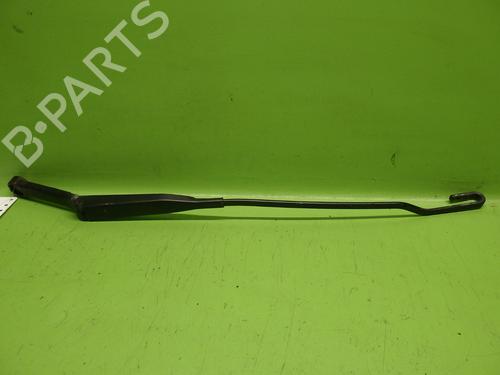 Used Front windshield wiper arm Front windshield wiper arm 37412400 37412400