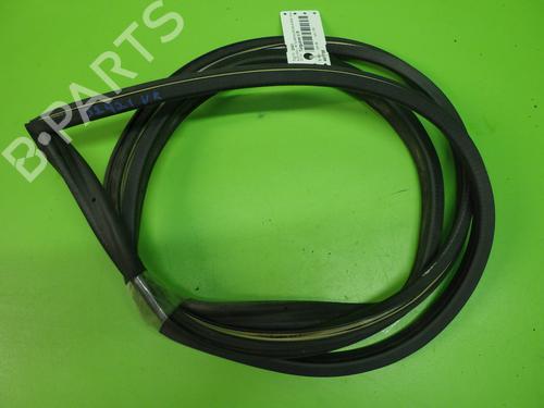 Used Rubber door seal AUDI 80 B3 Saloon (893, 894, 8A2) 1.8 S (90 hp) 32431437