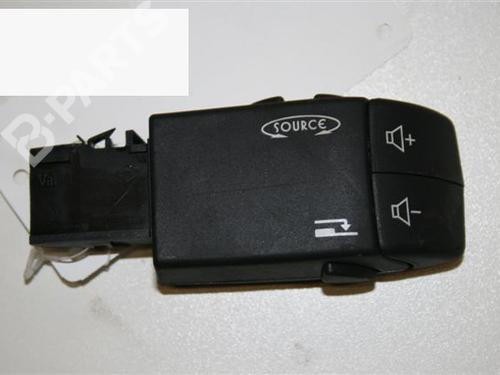 Used Radio RENAULT CLIO II (BB_, CB_) 1.5 dCi (B/CB08) (82 hp) 6407002