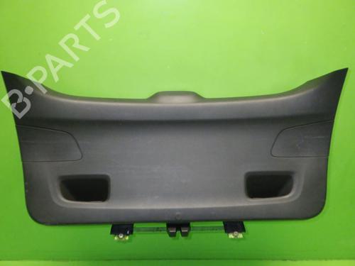 Pynteliste til bagklap OPEL ASTRA K Sports Tourer (B16) 1.6 CDTi (35) (136 hp) 31140472