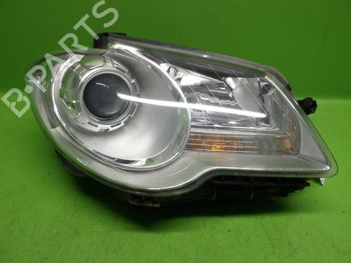 Used Right headlight VW TOURAN (1T1, 1T2) 2.0 EcoFuel (109 hp) 28007069