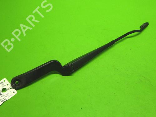 Used Front windshield wiper arm VW POLO (6N2) 1.0 (50 hp) 14733326