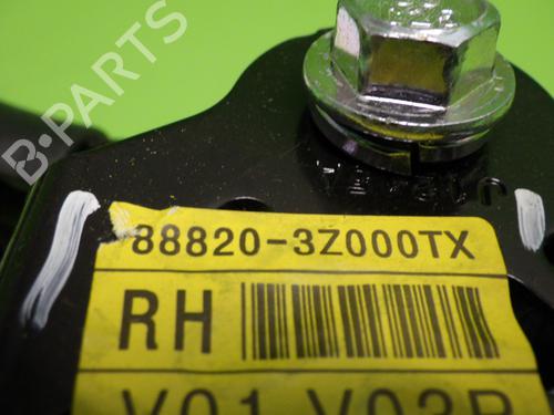 Front right seatbelt HYUNDAI i40 I CW (VF) 1.7 CRDi | BP15392313I25 