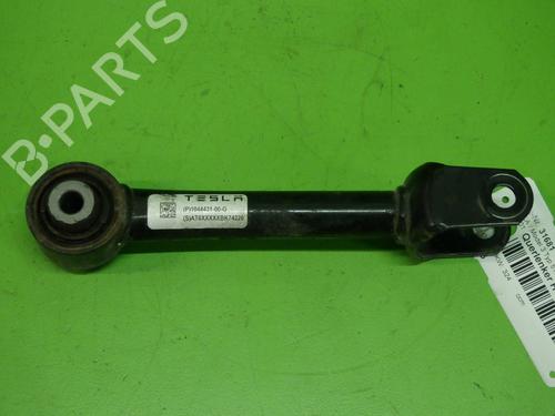 Left rear suspension arm TESLA MODEL 3 (5YJ3) EV AWD (351 hp) 17967293