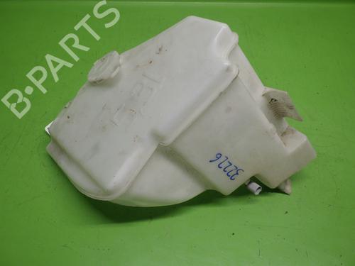 Used Windscreen washer tank BMW 3 (E46) 316 i (105 hp) 28711575