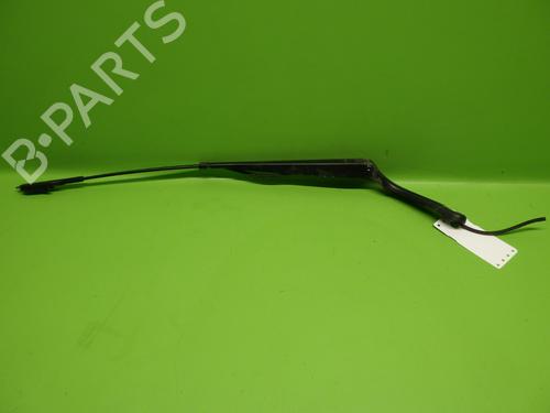 Used Front windshield wiper arm Front windshield wiper arm 32456750 32456750