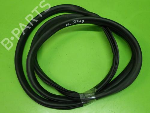 Used Rubber door seal OPEL INSIGNIA B Grand Sport (Z18) 2.0 4x4 (68) (260 hp) 25778607