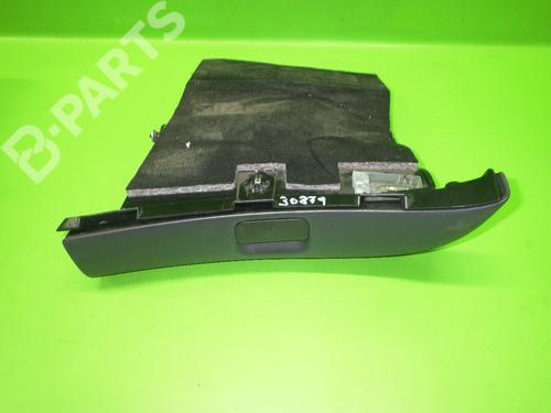 Used Glove box MERCEDES-BENZ A-CLASS (W168) A 140 (168.031, 168.131) (82 hp) 8051016