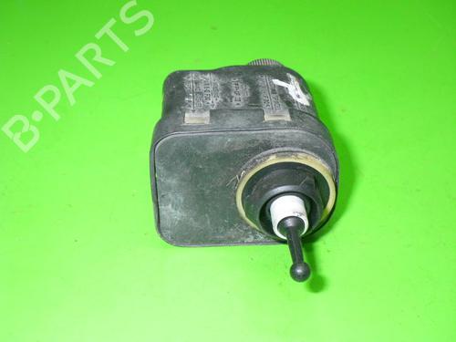 Used Headlight adjuster motor OPEL CORSA B (S93) 1.2 i (F08, F68, M68) (45 hp) 14705357