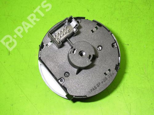 Headlight switch VW TOURAN (1T1, 1T2) 2.0 TDI 16V | BP6376414I24 