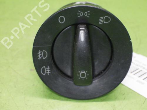 Commande de phare VW POLO (6N2) 1.0 (50 hp) 30047110
