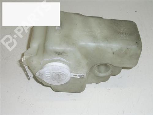 Used Windscreen washer tank MITSUBISHI SIGMA Station Wagon (F0_W) 3.0 (F07W) (170 hp) 6345442