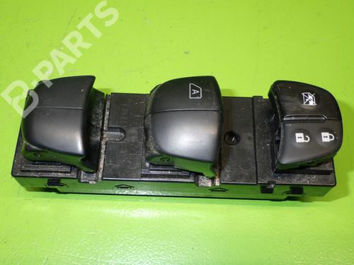 Used Left front window switch NISSAN PULSAR Hatchback (C13) 1.2 DIG-T (115 hp) 11976857