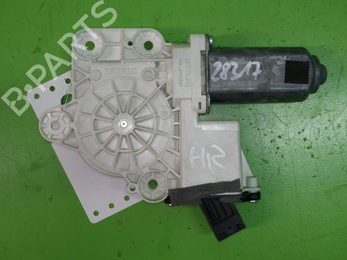 Portierruitmotor rechtsachter OPEL VECTRA C GTS (Z02) 1.9 CDTI (F68) (120 hp) 21496707