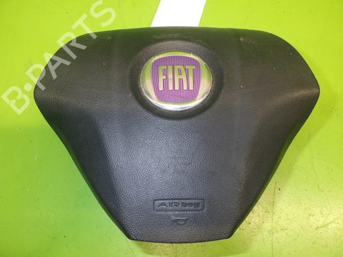 Used Driver airbag FIAT BRAVO II (198_) 1.6 D Multijet (198AXL1B) (120 hp) 13922946