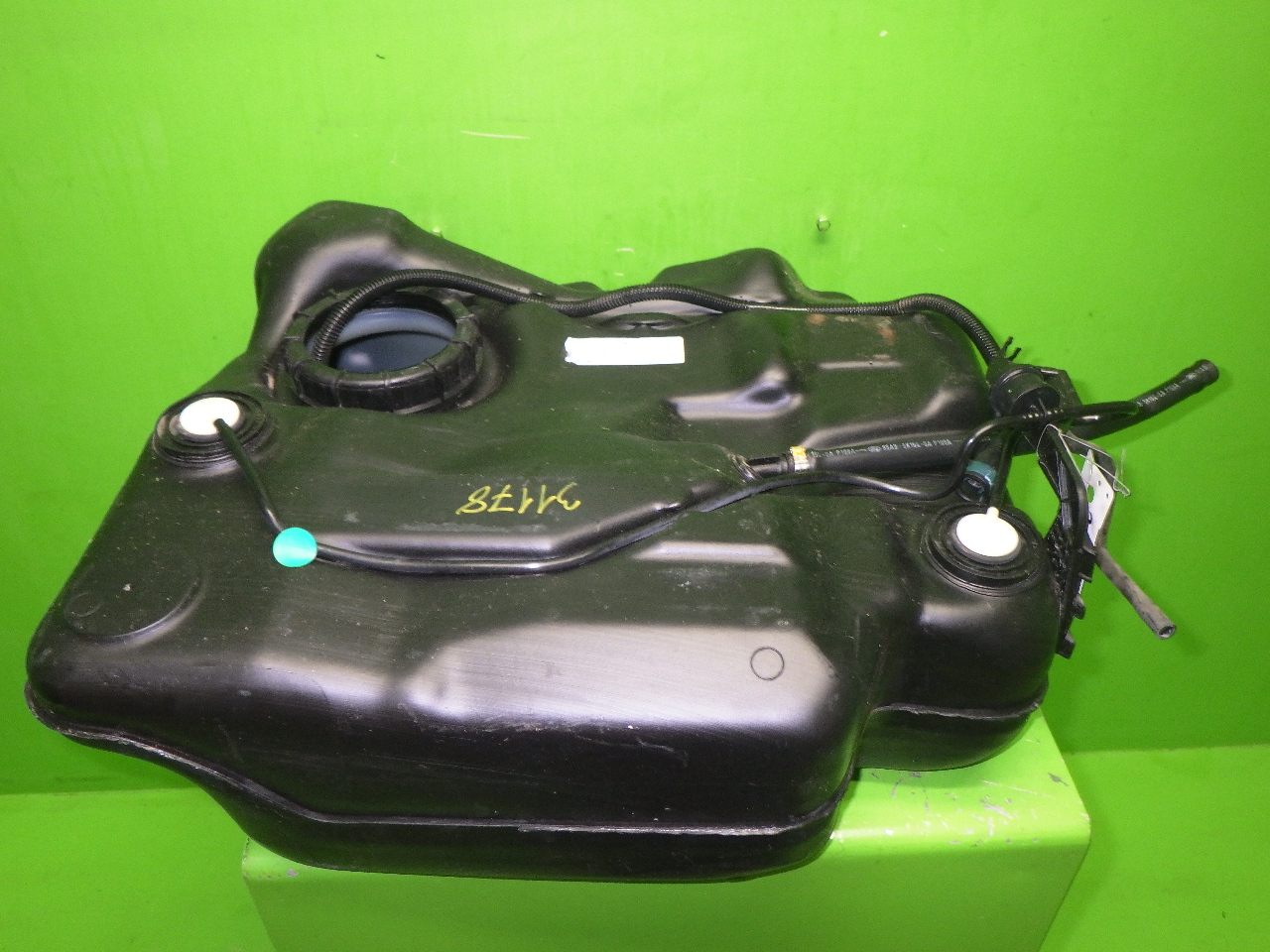 Fuel tank FORD FOCUS I (DAW, DBW) 1.8 16V 10151164 BParts