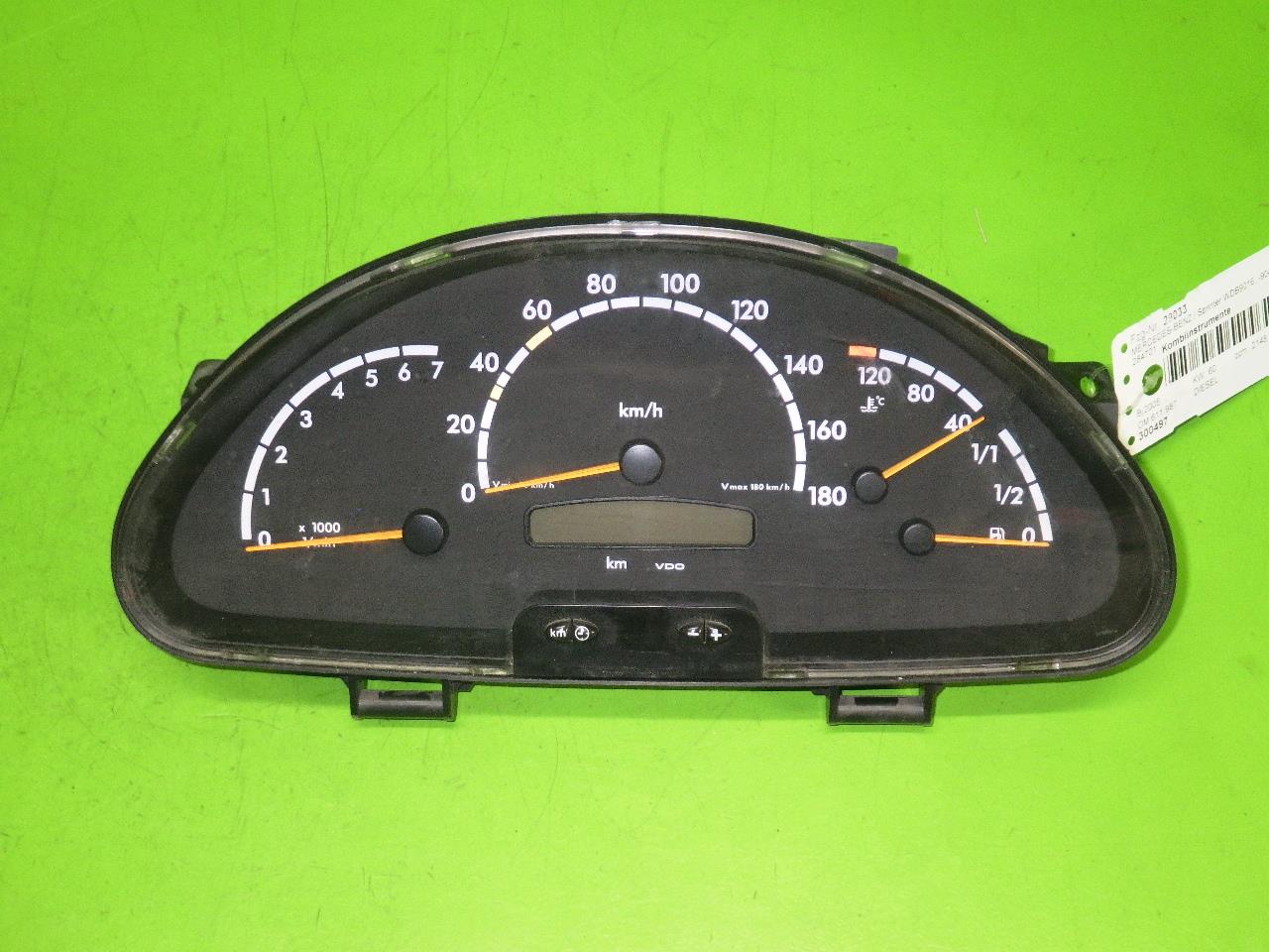 Instrument cluster MERCEDESBENZ SPRINTER 2t Van (B901, B902) 208 CDI