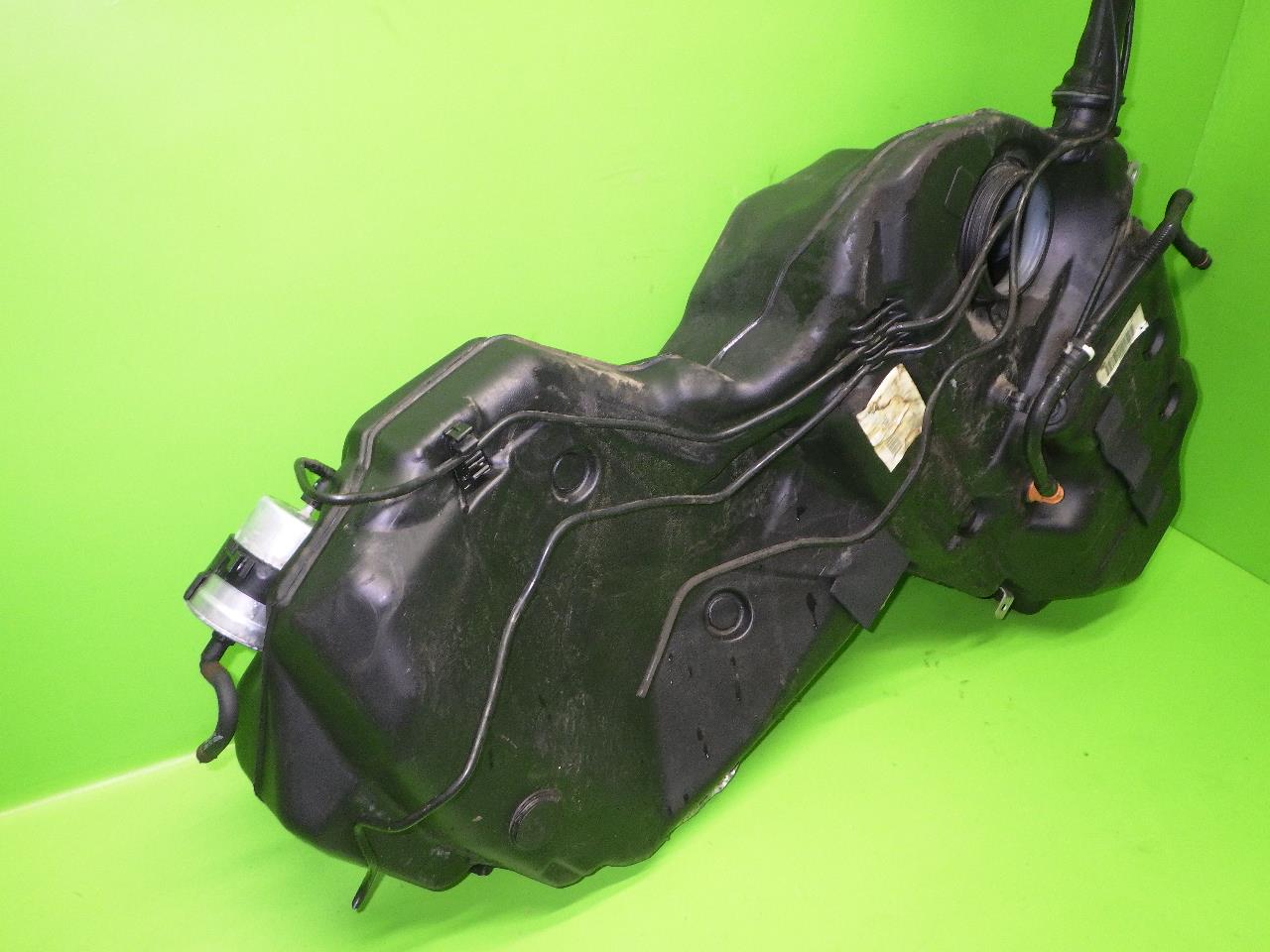 Fuel tank AUDI A4 B6 Avant (8E5) 2.0 6392258 BParts