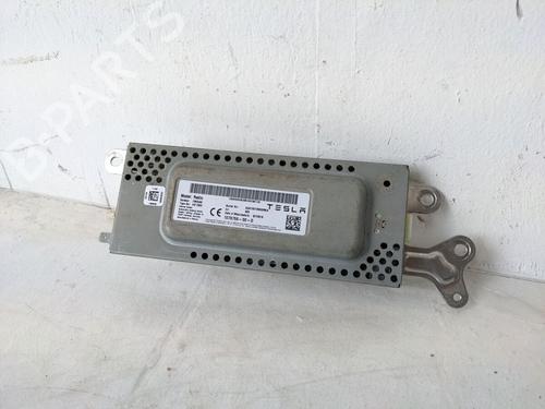 Bilradio TESLA MODEL 3 (5YJ3) EV (238 hp) 29689046