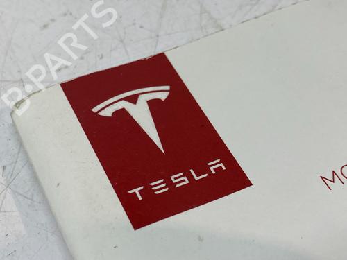 Inne TESLA MODEL S (5YJS) 85 | BP29692136O1 