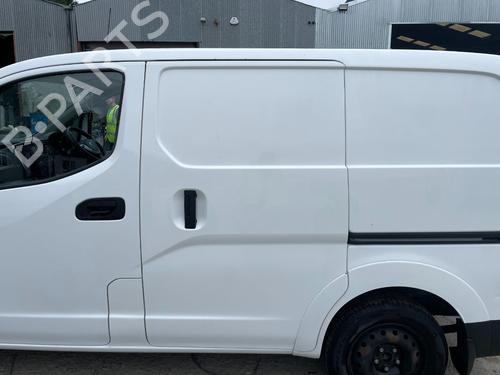 andre-nissan-nv200-van-2010-29694462 main image