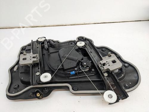 Vindusheismekanisme høyre bak TESLA MODEL 3 (5YJ3) EV AWD | BP31866134C25 