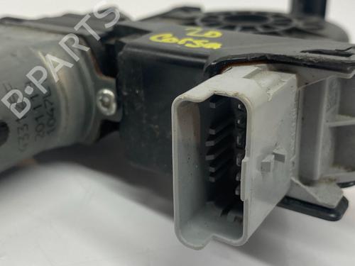 Rudehejsemotor bagstkærm højre VAUXHALL CORSA Mk V (F) CORSA-e | BP29690175E22