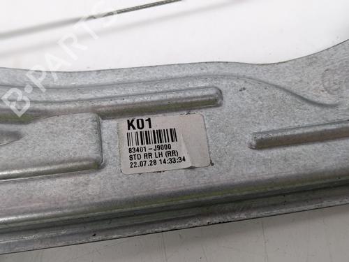 Rudehejsemekanisme venstre bagtil HYUNDAI KONA (OS, OSE, OSI) EV | BP29689617C24