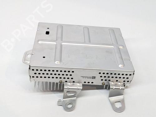 Bilradio TESLA MODEL Y (5YJY) Long Range All-wheel Drive | BP29689058E6