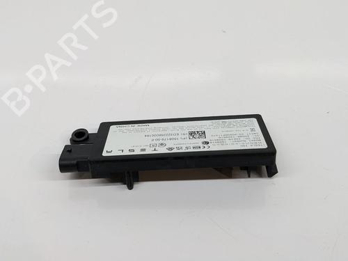 Module électronique TESLA MODEL Y (5YJY) Long Range All-wheel Drive | BP29690152M83 