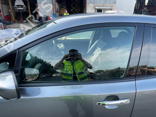 Używane Szyba drzwi przednich lewych NISSAN LEAF (ZE1) Electric (218 hp) 29694234