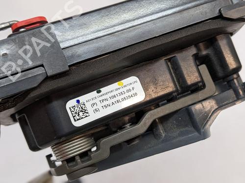 Inne TESLA MODEL S (5YJS) 85 | BP29902771O1