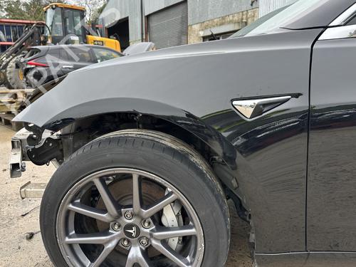 forskrm-venstre-tesla-model-3-5yj3-2017-32433416 main image