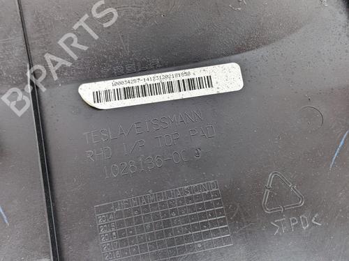 Instrumentbræt TESLA MODEL X (5YJX) P90D AWD | BP32101361C46 