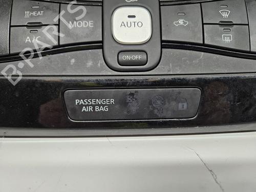 Andre NISSAN LEAF (ZE1) Electric | BP29688633O1