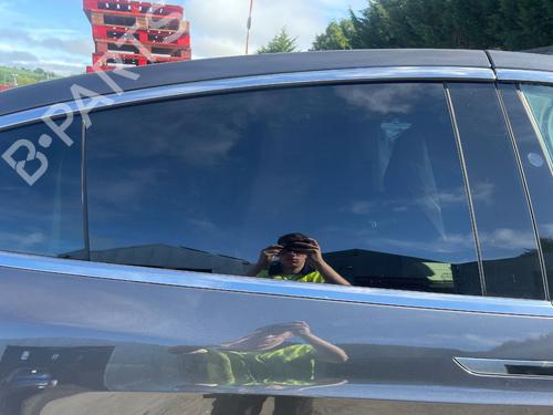 Dør rude højre bagtil TESLA MODEL X (5YJX) 100D AWD (525 hp) 29693721