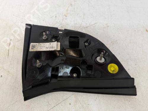 Tågelys TESLA MODEL 3 (5YJ3) EV AWD | BP32005889C37