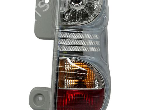 Fanale posteriore destro NISSAN NV200 Van e-NV (ME0N) (109 hp) 31348736
