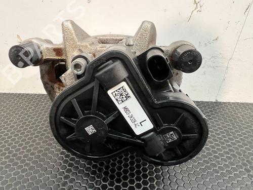 Zacisk hamulca tylnego lewego JAGUAR I-PACE (X590) EV400 AWD | BP29689532M107 