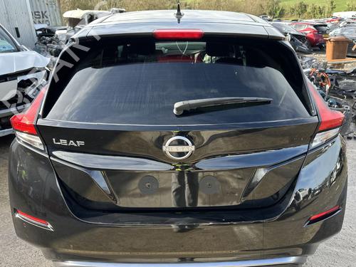 Forra da mala NISSAN LEAF (ZE1) Electric (150 hp) 32692018