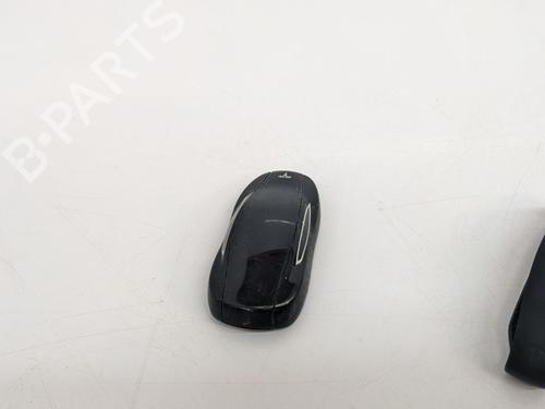 Inne TESLA MODEL S (5YJS) 85 | BP30868744O1