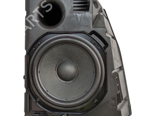 Coluna de som TESLA MODEL 3 (5YJ3) EV (261 hp) 30868738