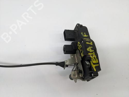 Venstre foran lås TESLA MODEL S (5YJS) 75D AWD | BP29691015C98 