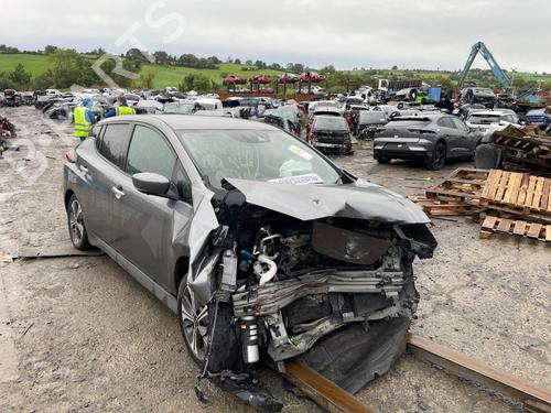 andre-nissan-leaf-ze1-2017-29695040 main image