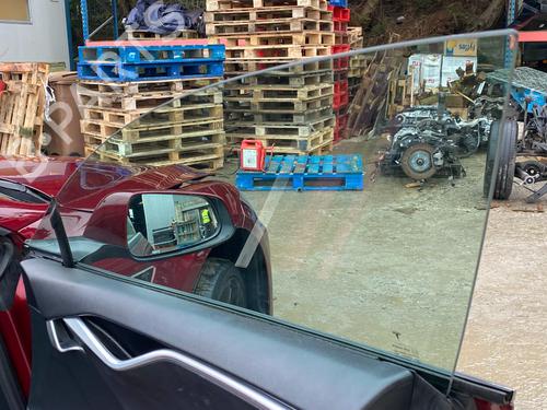 Inne TESLA MODEL S (5YJS) 85 | BP29692128O1 