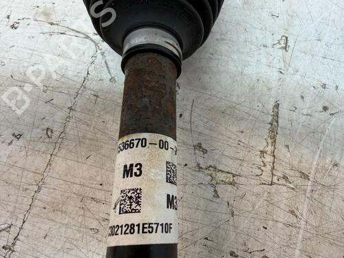 Drivaksel bagtil venstre TESLA MODEL 3 (5YJ3) EV AWD | BP31302965M40 