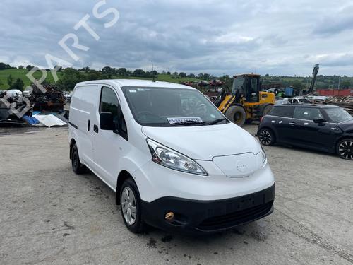 andre-nissan-nv200-van-2010-29694455 main image