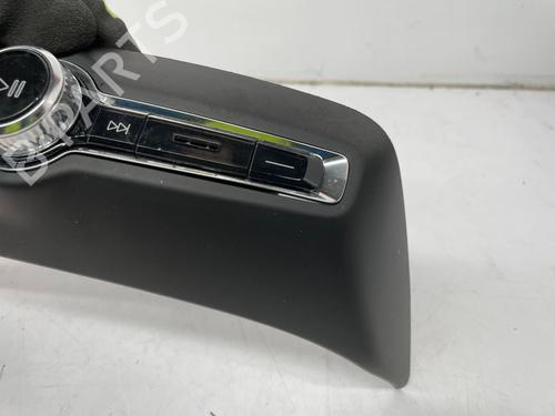 Andre VOLVO XC40 (536) Recharge AWD | BP29692159O1