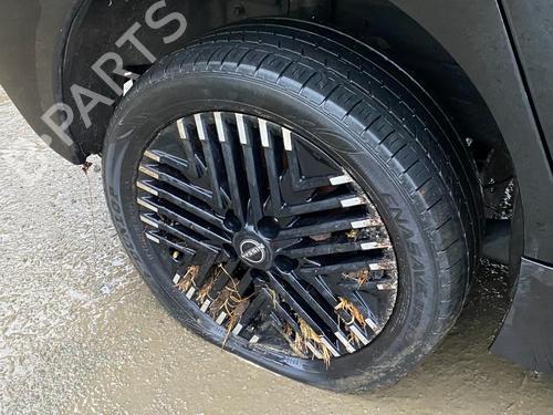 Fælk NISSAN LEAF (ZE1) Electric | BP29692043C45 