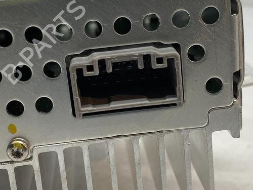 Radio TESLA MODEL Y (5YJY) Long Range All-wheel Drive | BP29691699E6